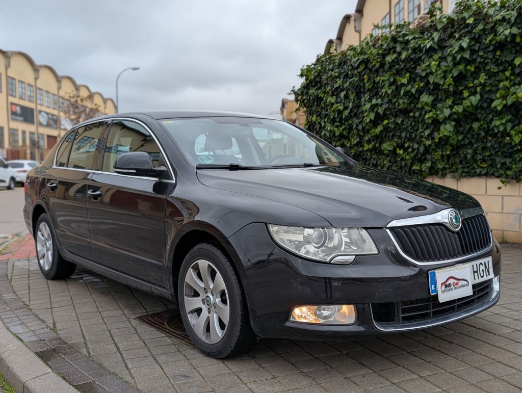 MIDCar coches ocasión Madrid Skoda Superb Style DSG  1.8TSI 160Cv