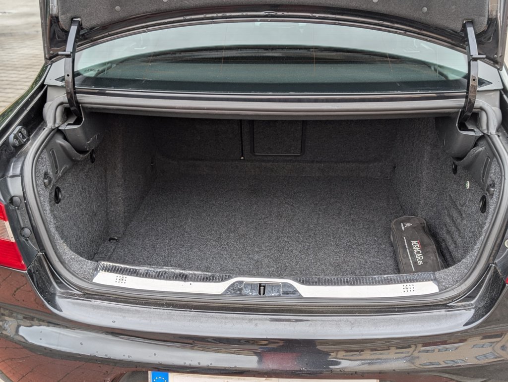 MIDCar coches ocasión Madrid Skoda Superb Style DSG  1.8TSI 160Cv