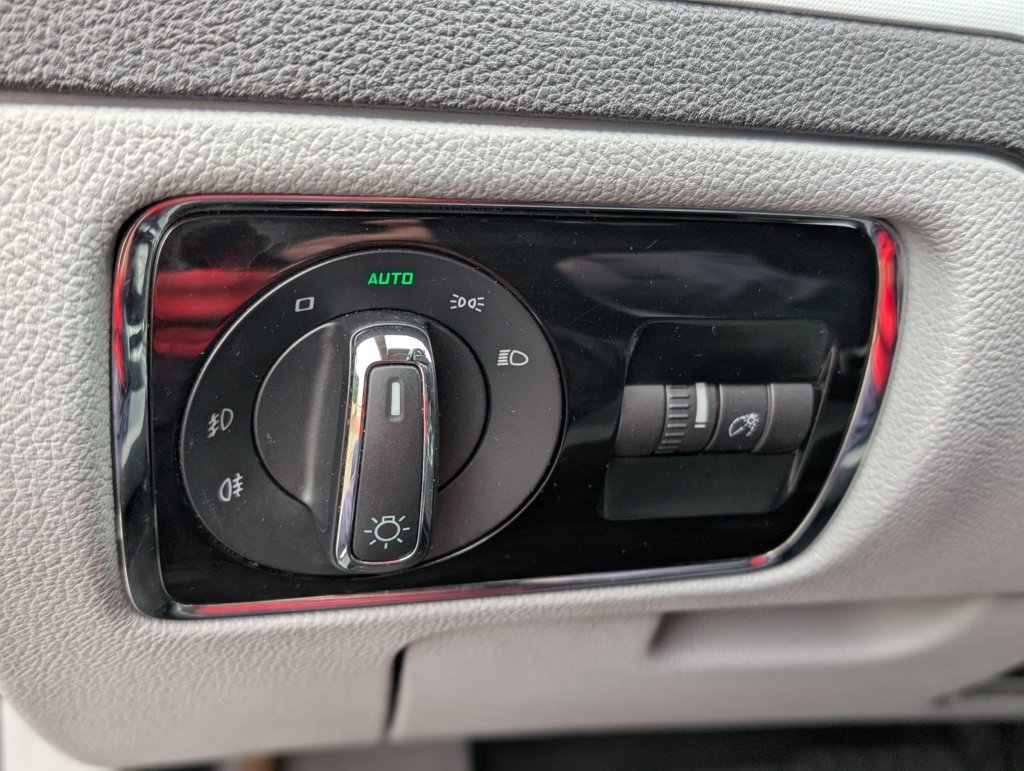 MIDCar coches ocasión Madrid Skoda Superb Style DSG  1.8TSI 160Cv