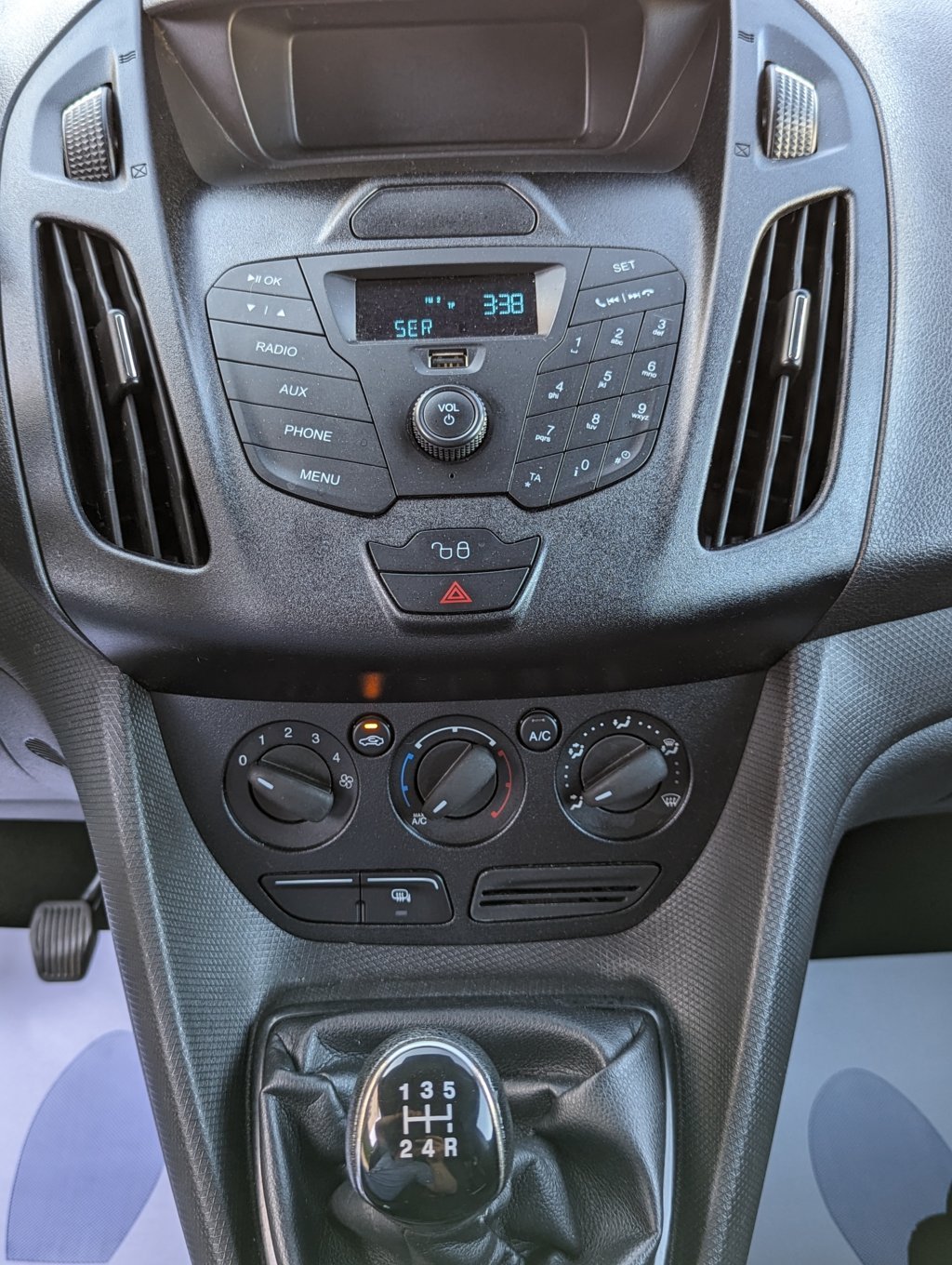 MIDCar coches ocasión Madrid Ford Transit Connect 1.5 TDCi Trend 3 Plazas