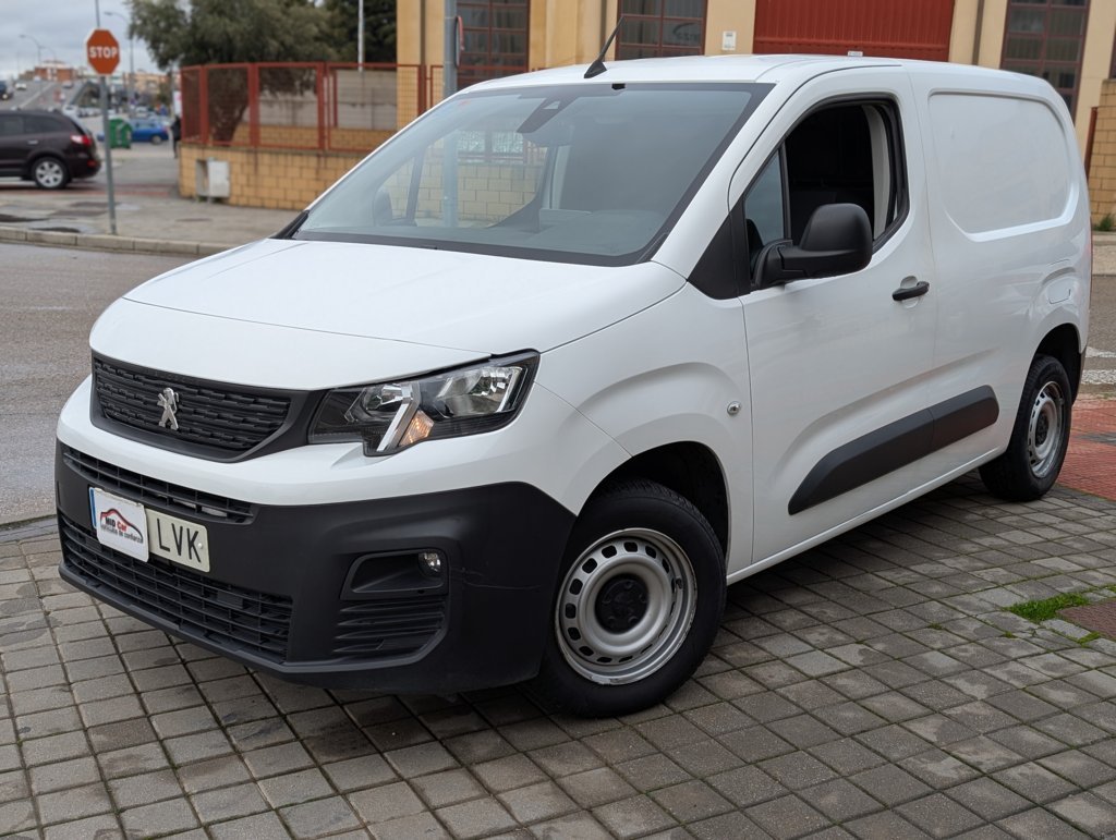 MIDCar coches ocasión Madrid Peugeot Partner Premium 1.6 BlueHDi 100Cv Etiqueta C IVA y Grantía Incl nacional 1Dueño