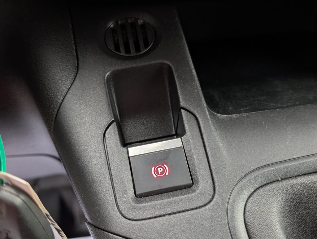 MIDCar coches ocasión Madrid Peugeot Partner Premium 1.6 BlueHDi 100Cv Etiqueta C IVA y Grantía Incl nacional 1Dueño