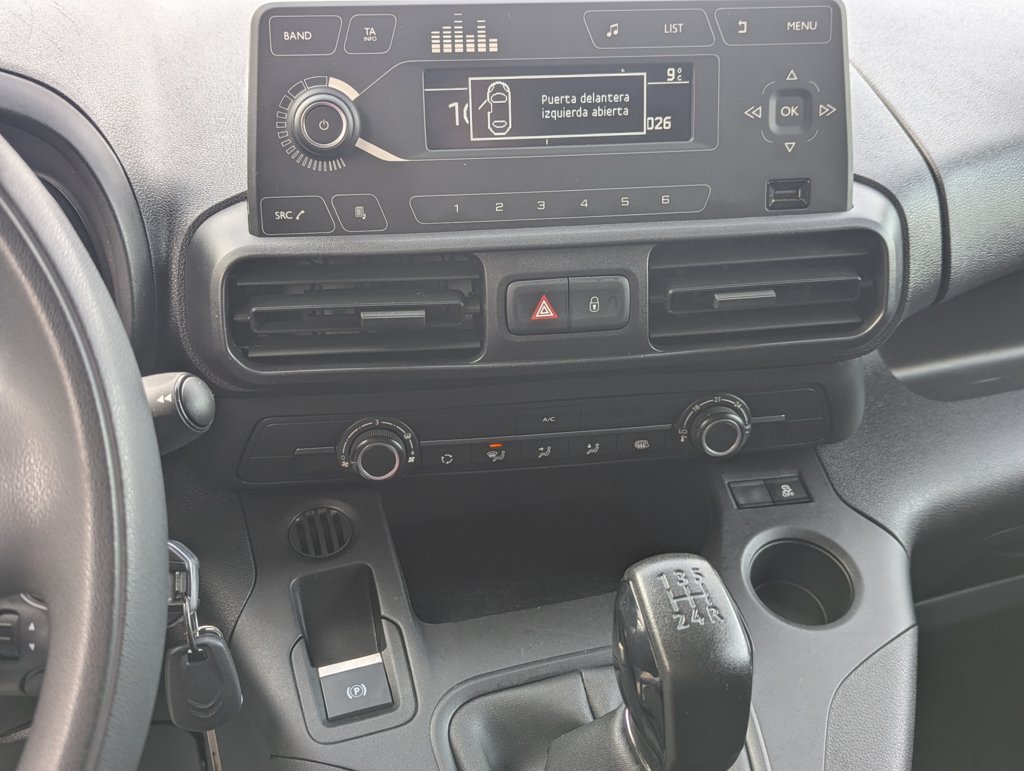 MIDCar coches ocasión Madrid Citroen Berlingo Premium Larga 1.5BlueHdi 100Cv 3 Plazas IVA y Grantía Incl Etiqueta C XL