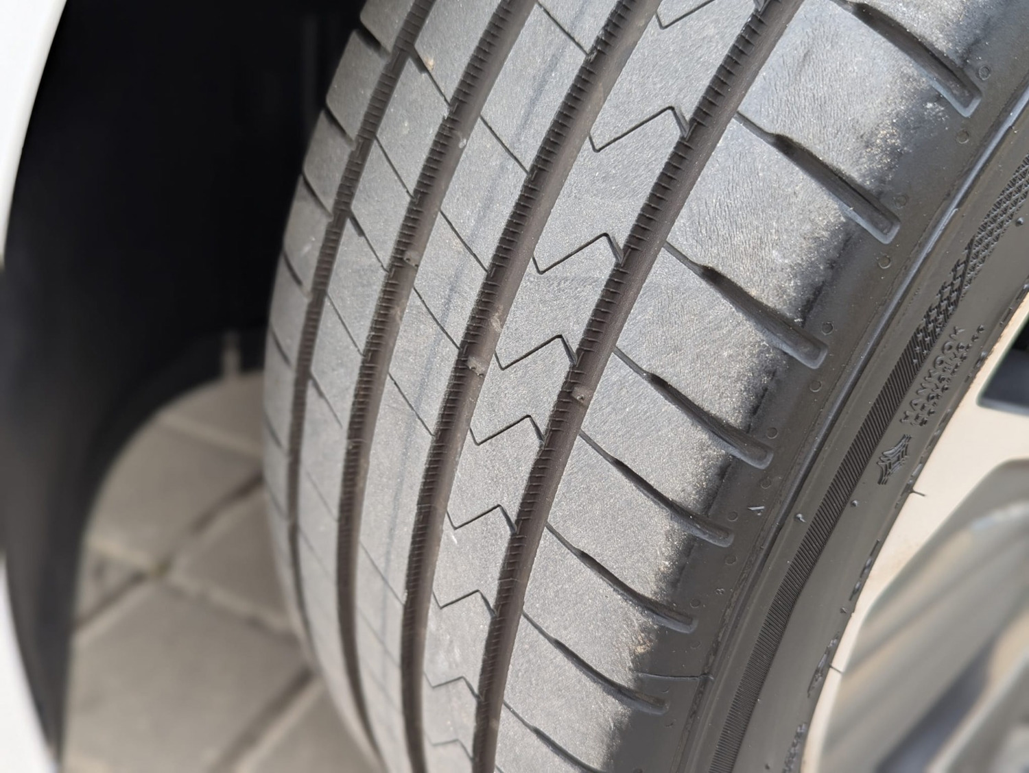 MIDCar coches ocasión Madrid HYUNDAI IONIQ 1.6GDI HEV Tecno DCT Hybrido Enchufable y Gasolina