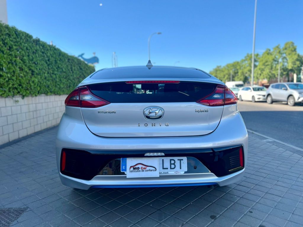 MIDCar coches ocasión Madrid Hyundai Ioniq 1.6 GDI HEV Tecno DCT Hybrido