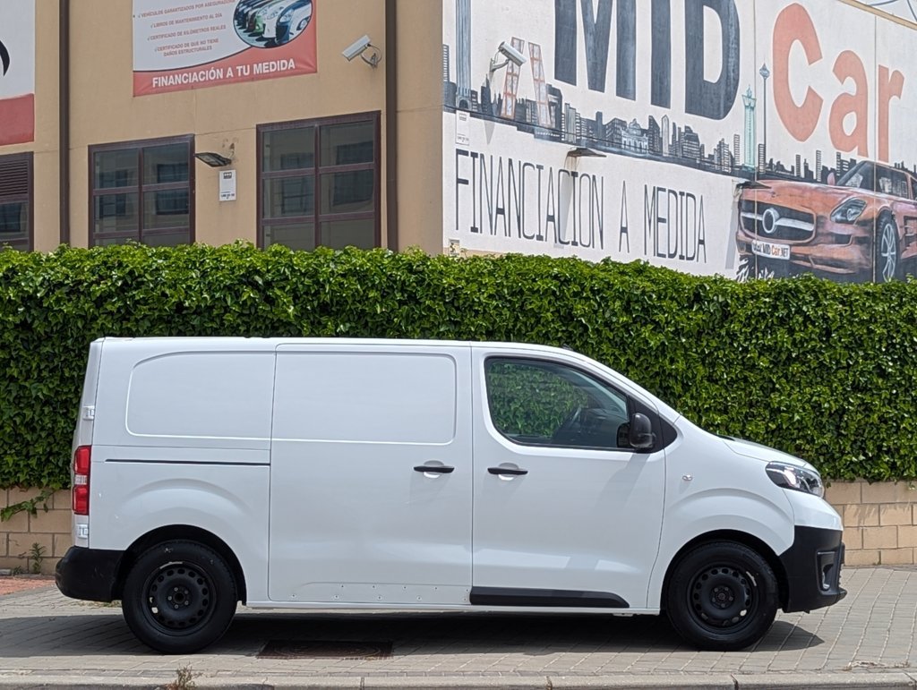 MIDCar coches ocasión Madrid Toyota ProAce Furgon Etiqueta C IVA y Garantía Incl