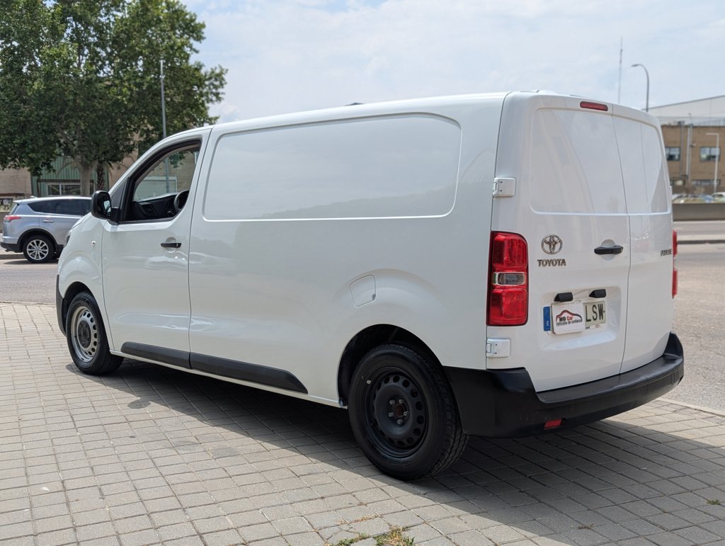 MIDCar coches ocasión Madrid Toyota ProAce Furgon Etiqueta C IVA y Garantía Incl