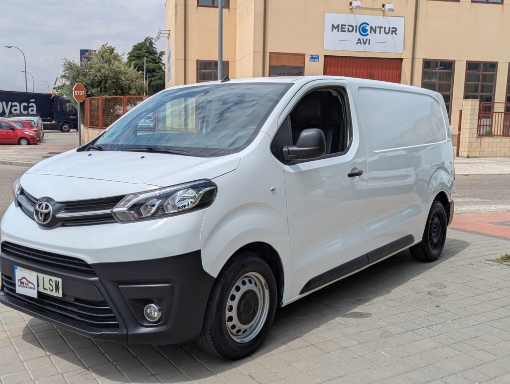 MIDCar coches ocasión Madrid Toyota ProAce Furgon Etiqueta C IVA y Garantía Incl