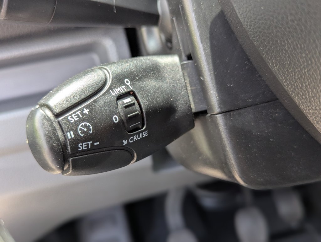 MIDCar coches ocasión Madrid Toyota ProAce Furgon Etiqueta C IVA y Garantía Incl