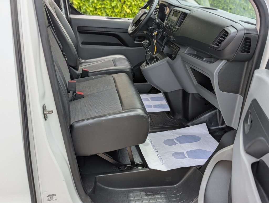 MIDCar coches ocasión Madrid Toyota ProAce Furgon Etiqueta C IVA y Garantía Incl