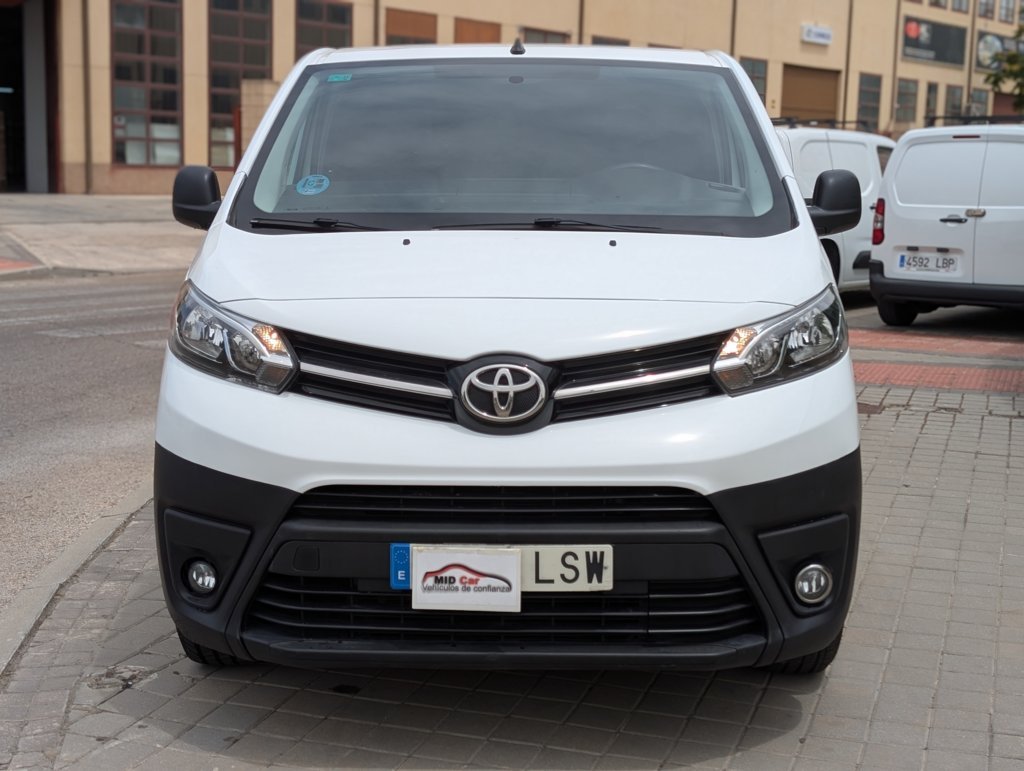 MIDCar coches ocasión Madrid Toyota ProAce Furgon Etiqueta C IVA y Garantía Incl