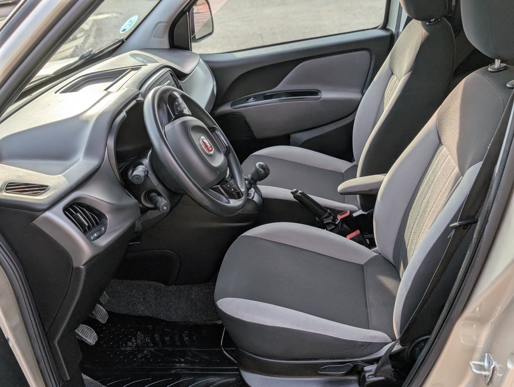 MIDCar coches ocasión Madrid Fiat Doblo 1.6Multijet 6 Velocidades Etiqueta medioambiental C IVA y Garantía Inc