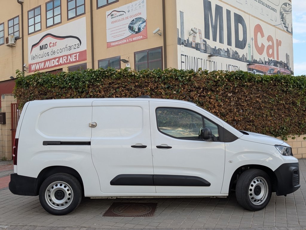 MIDCar coches ocasión Madrid Peugeot Partner Premium  Long 1.5 BlueHDi 100Cv Etiqueta C IVA y Garantía Incl