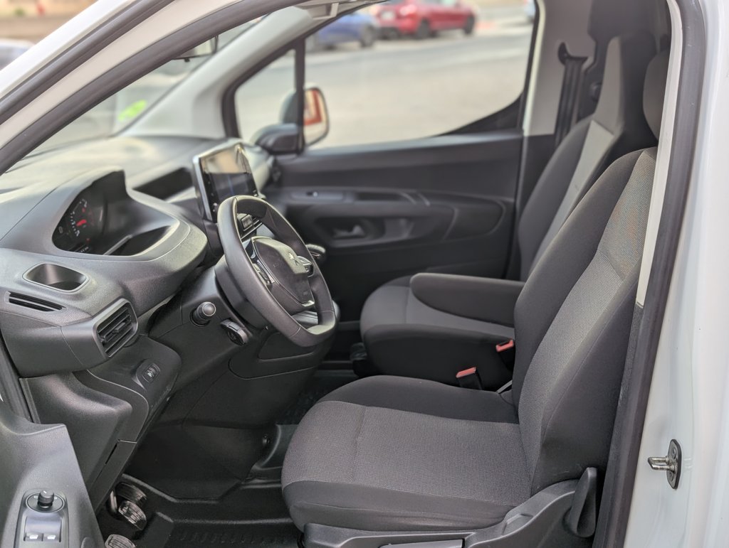 MIDCar coches ocasión Madrid Peugeot Partner Premium  Long 1.5 BlueHDi 100Cv Etiqueta C IVA y Garantía Incl