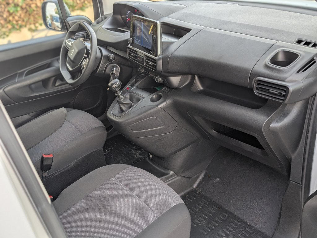 MIDCar coches ocasión Madrid Peugeot Partner Premium  Long 1.5 BlueHDi 100Cv Etiqueta C IVA y Garantía Incl