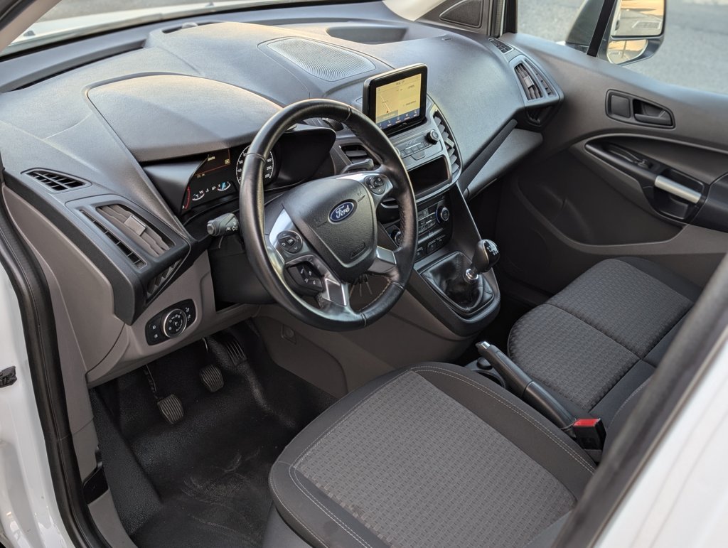 MIDCar coches ocasión Madrid Ford Transit Connect  con rampa 1.5EcoBlueTrend 210 L2 4 Puertas 120Cv 6 Velocidades 3 Plazas