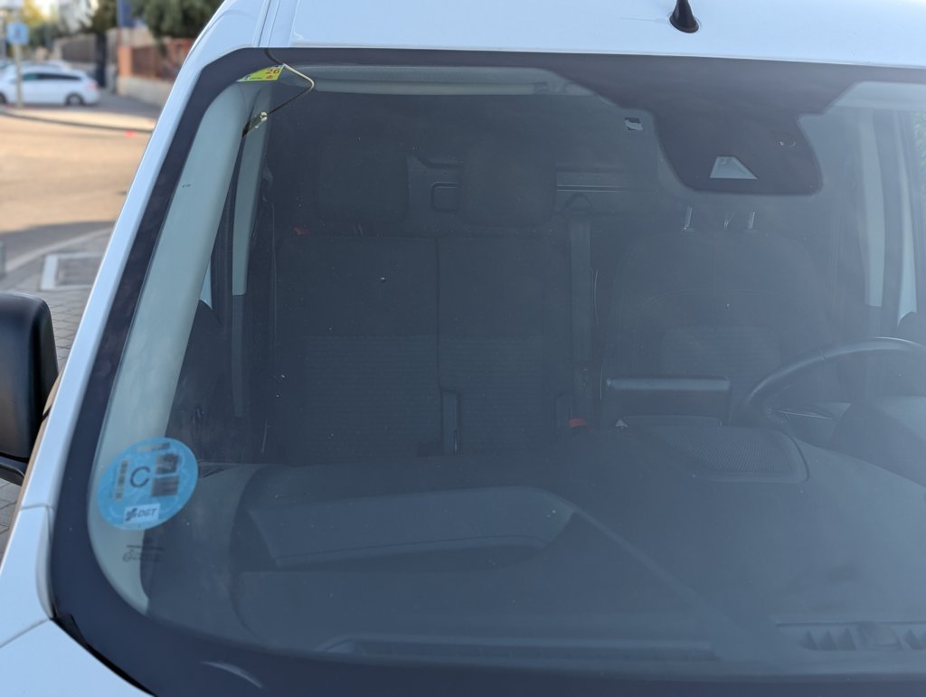 MIDCar coches ocasión Madrid Ford Transit Connect  con rampa 1.5EcoBlueTrend 210 L2 4 Puertas 120Cv 6 Velocidades 3 Plazas
