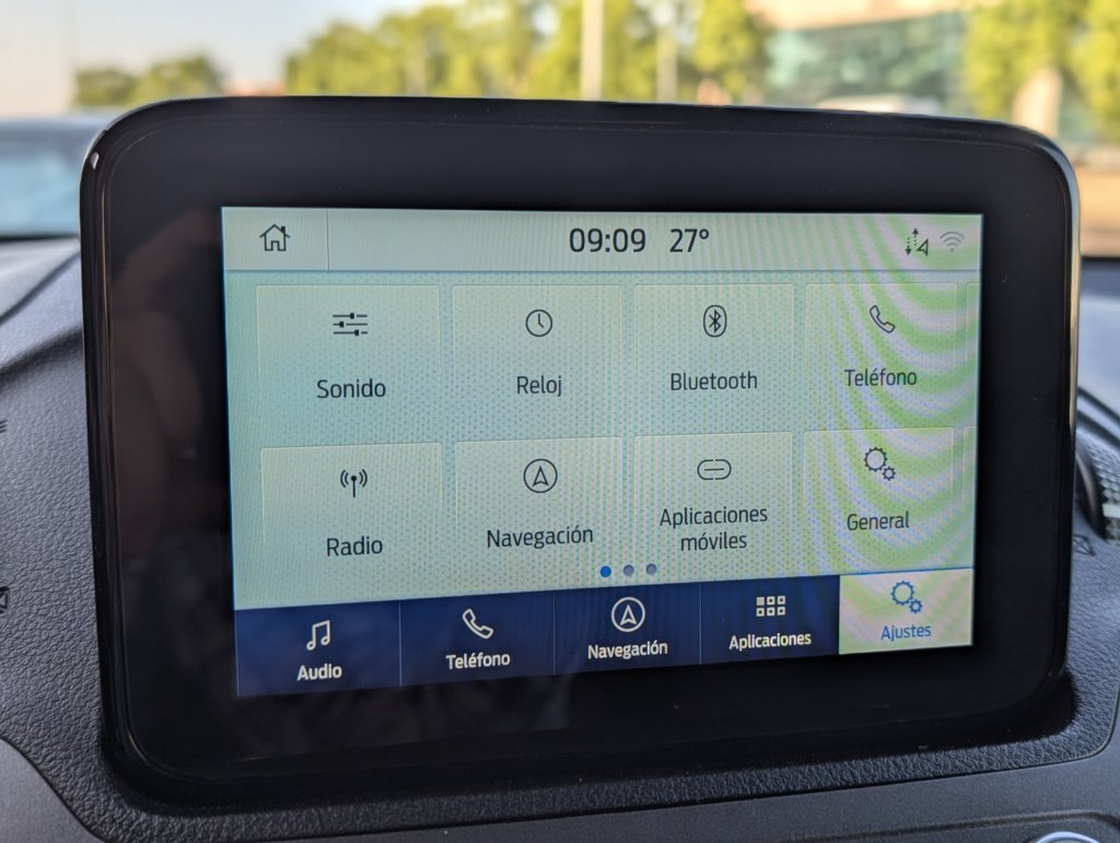 MIDCar coches ocasión Madrid Ford Transit Connect  con rampa 1.5EcoBlueTrend 210 L2 4 Puertas 120Cv 6 Velocidades 3 Plazas