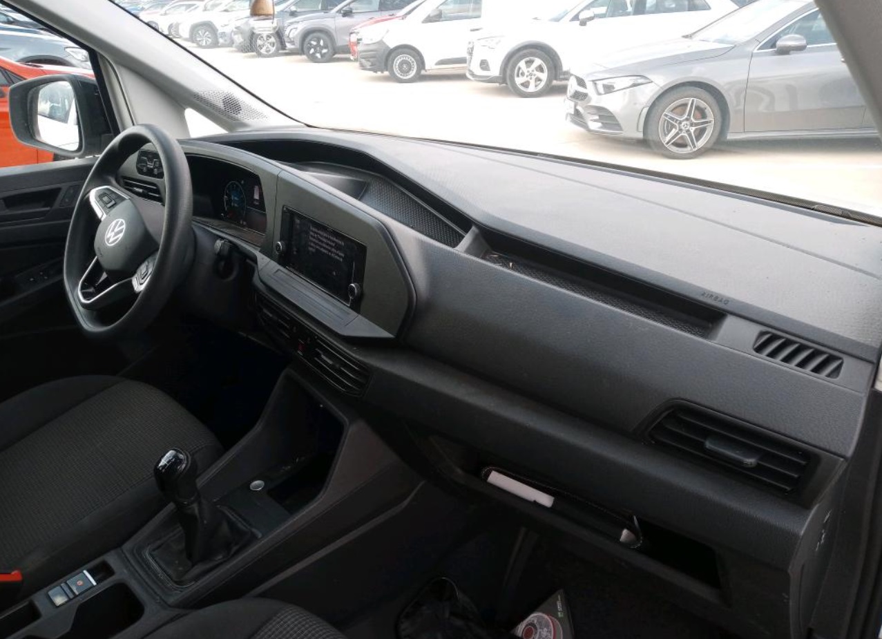 MID Car coches ocasión Madrid Volkswagen Caddy Profesional Maxi Furgón Nueva 1.5TGI GNC 130Cv Etiqueta ECO IVA y Garantía Incl Nacional