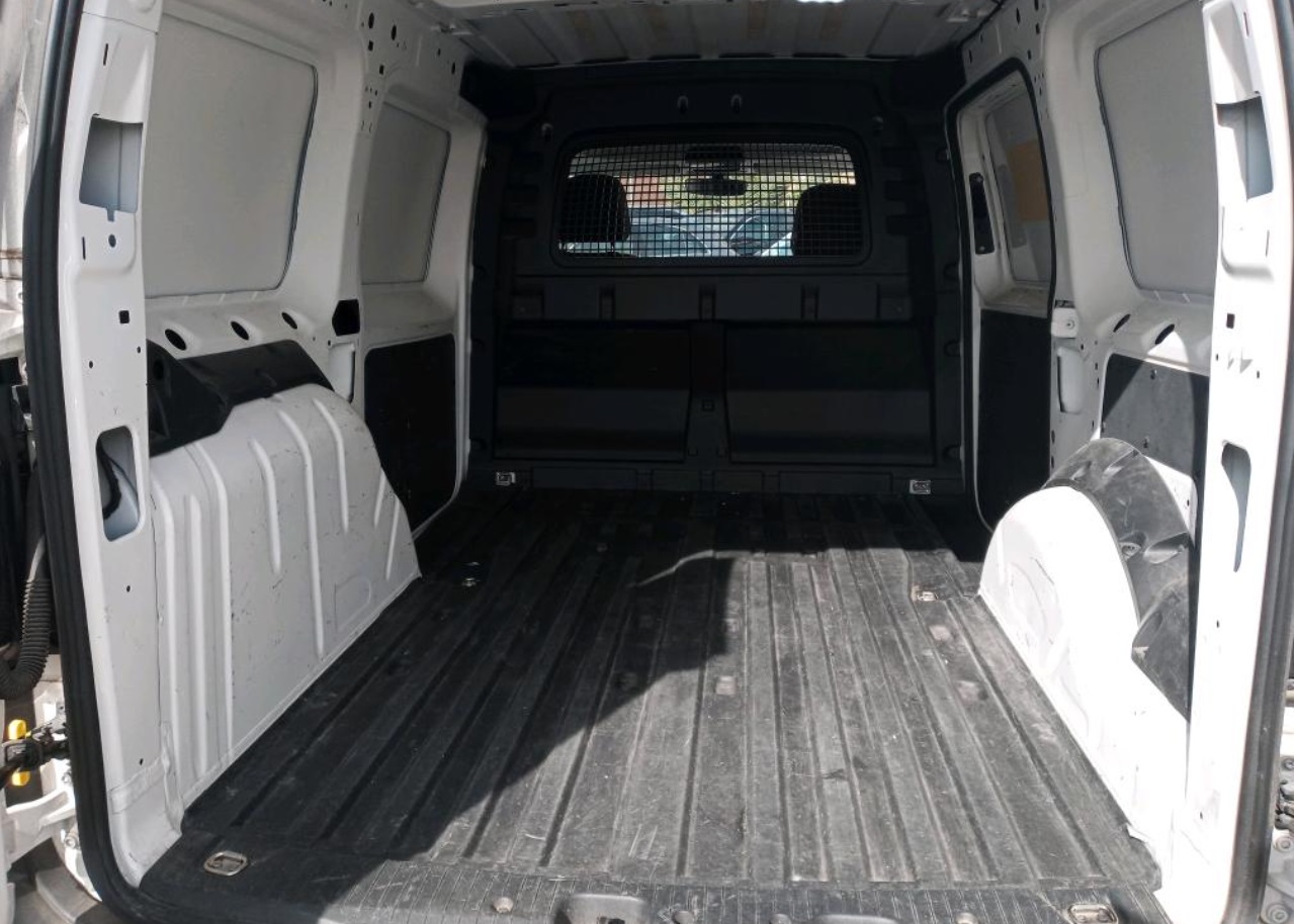 MID Car coches ocasión Madrid Volkswagen Caddy Profesional Maxi Furgón Nueva 1.5TGI GNC 130Cv Etiqueta ECO IVA y Garantía Incl Nacional