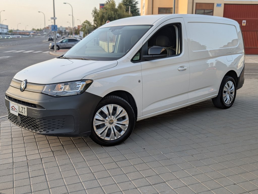 MID Car coches ocasión Madrid Volkswagen Caddy Profesional Maxi Furgón Nueva 1.5TGI GNC 130Cv Etiqueta ECO IVA y Garantía Incl Nacional