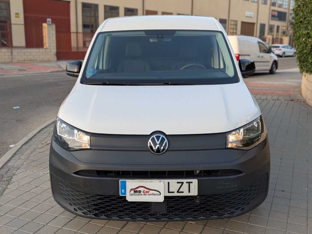 MID Car coches ocasión Madrid Volkswagen Caddy Profesional Maxi Furgón Nueva 1.5TGI GNC 130Cv Etiqueta ECO IVA y Garantía Incl Nacional