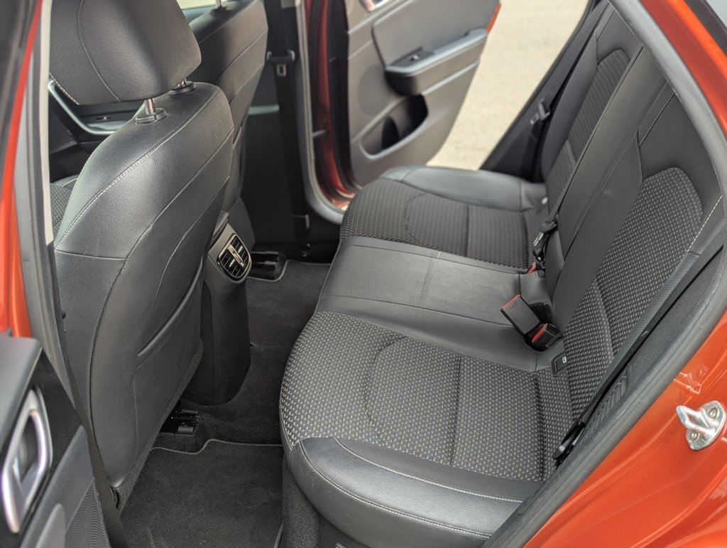 MIDCar coches ocasión Madrid KIA XCeed 1.6 GDI PHEV 104KW (141CV) ETECH  (Eléctrico enchufable y Gasolina)  Etiqueta 0