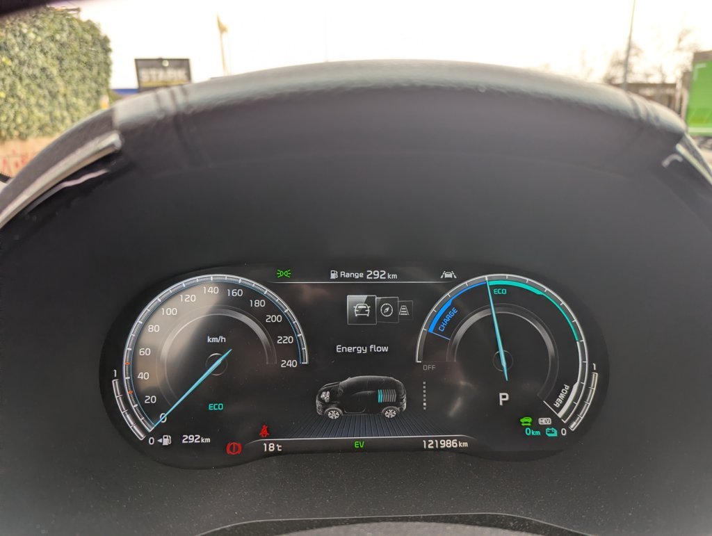 MIDCar coches ocasión Madrid KIA XCeed 1.6 GDI PHEV 104KW (141CV) ETECH  (Eléctrico enchufable y Gasolina)  Etiqueta 0