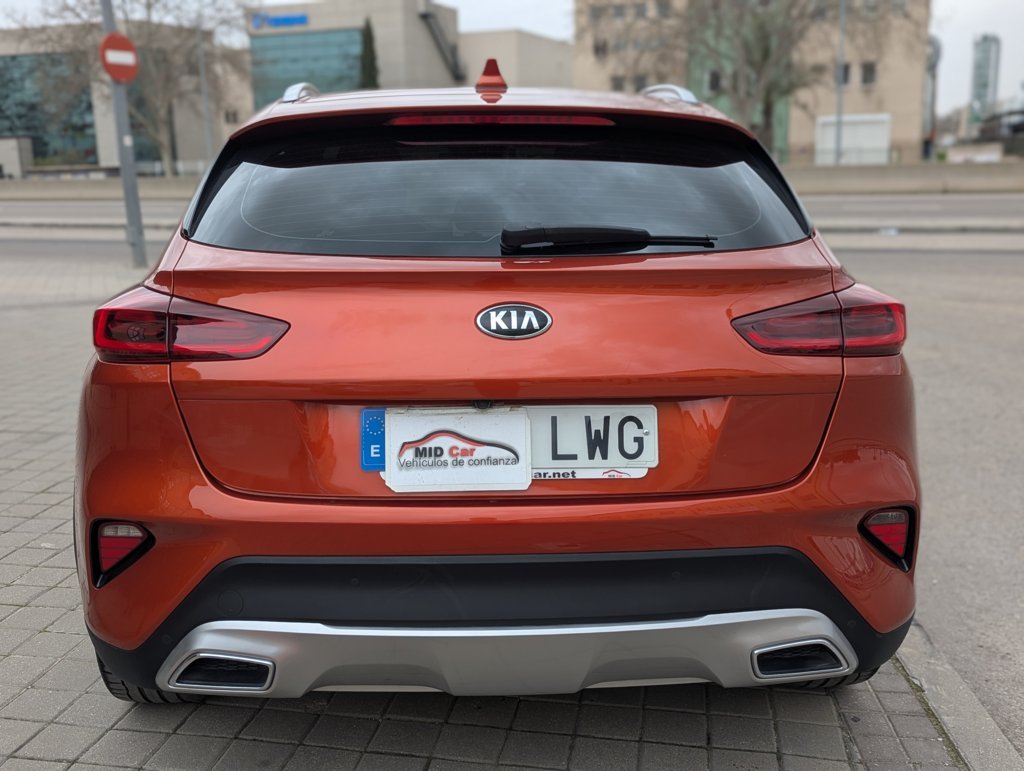 MIDCar coches ocasión Madrid KIA XCeed 1.6 GDI PHEV 104KW (141CV) ETECH  (Eléctrico enchufable y Gasolina)  Etiqueta 0
