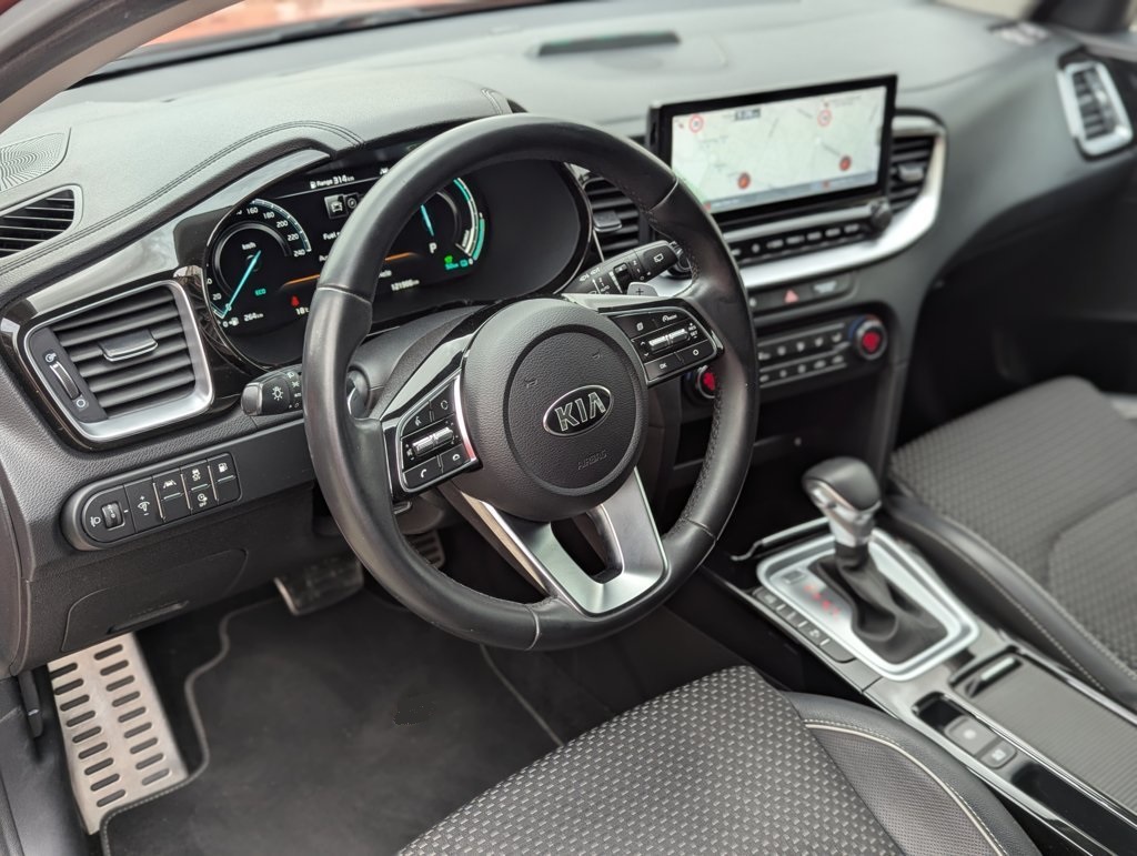 MIDCar coches ocasión Madrid KIA XCeed 1.6 GDI PHEV 104KW (141CV) ETECH  (Eléctrico enchufable y Gasolina)  Etiqueta 0