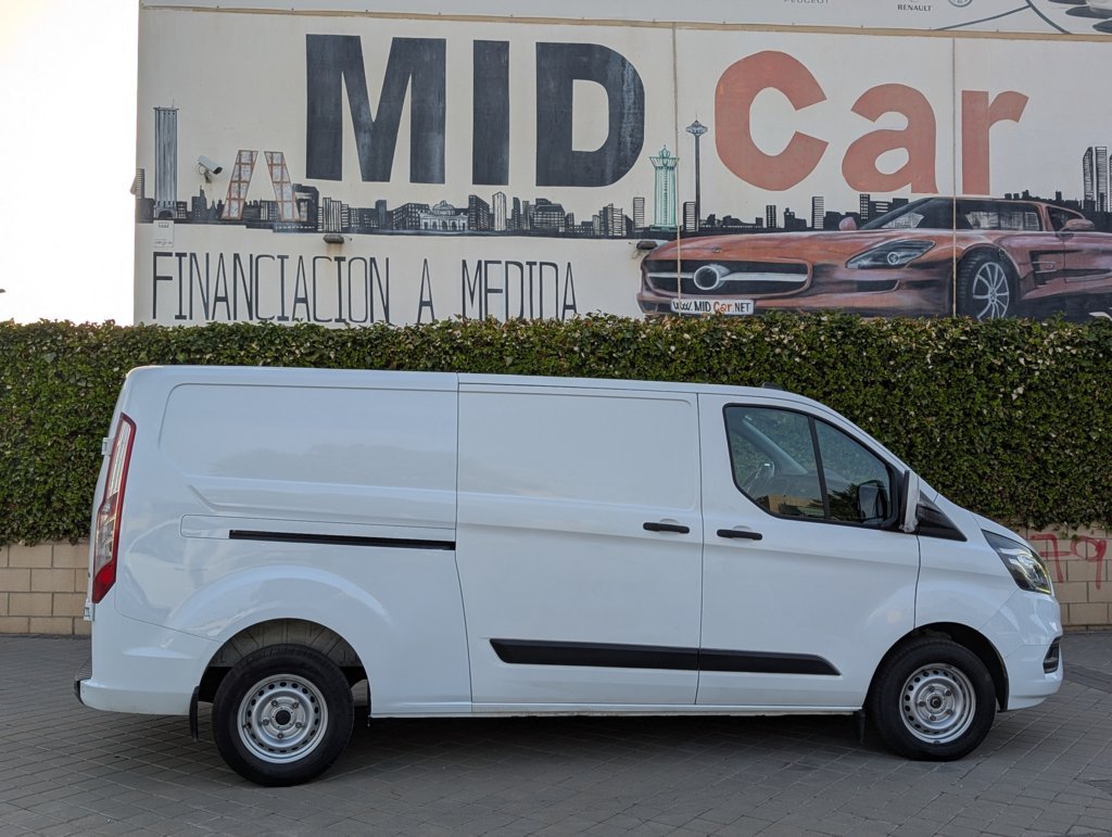 MIDCar coches ocasión Madrid Ford Transit Custom Van 2.0 TDCI 130Cv 300 L2 MHEV IVA y Garantía Inc Etiqueta ECO Nacional