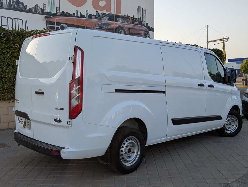 MIDCar coches ocasión Madrid Ford Transit Custom Van 2.0 TDCI 130Cv 300 L2 MHEV IVA y Garantía Inc Etiqueta ECO Nacional