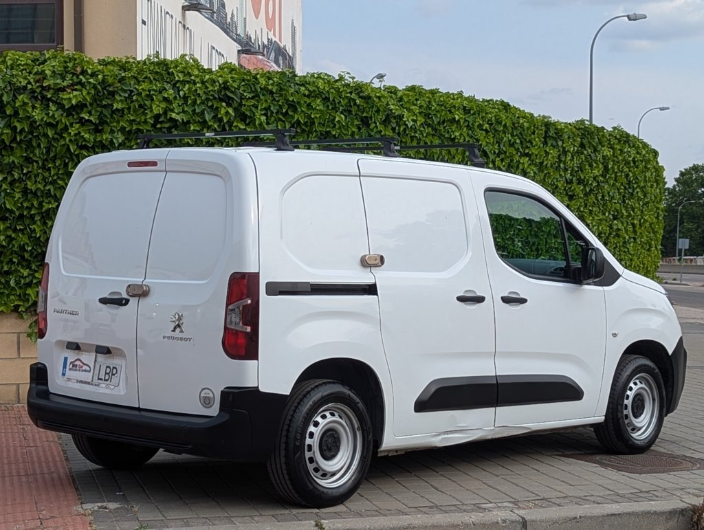 MIDCar coches ocasión Madrid Peugeot Partner Premium 1.6BlueHDI 100Cv 3 Plazas IVA y Garantía Incl