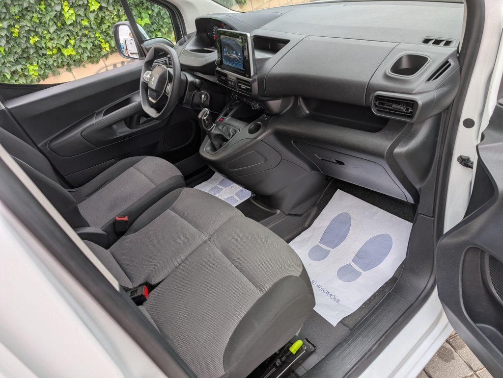 MIDCar coches ocasión Madrid Peugeot Partner Premium 1.6BlueHDI 100Cv 3 Plazas IVA y Garantía Incl