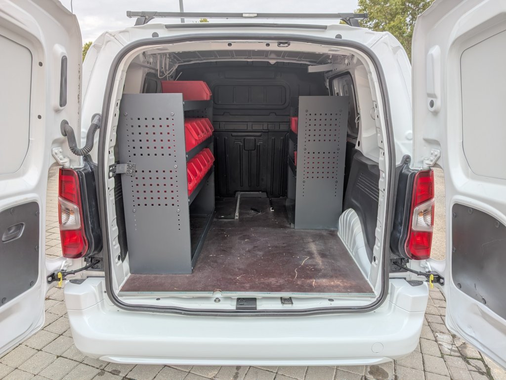 MIDCar coches ocasión Madrid Peugeot Partner Premium 1.6BlueHDI 100Cv 3 Plazas IVA y Garantía Incl