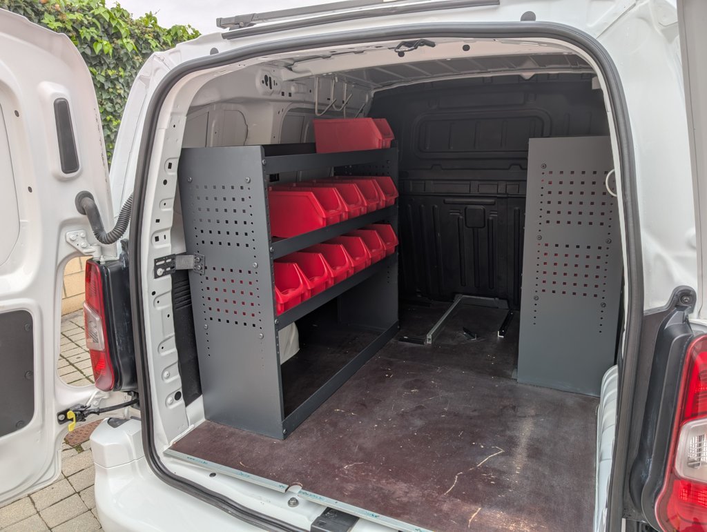 MIDCar coches ocasión Madrid Peugeot Partner Premium 1.6BlueHDI 100Cv 3 Plazas IVA y Garantía Incl