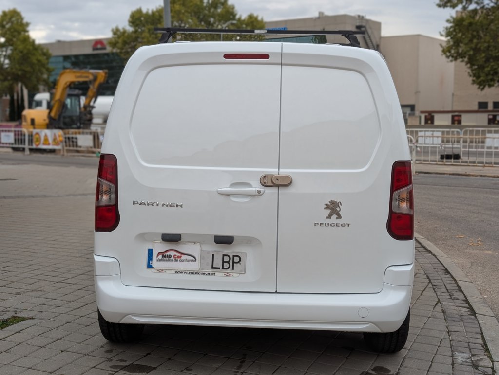 MIDCar coches ocasión Madrid Peugeot Partner Premium 1.6BlueHDI 100Cv 3 Plazas IVA y Garantía Incl