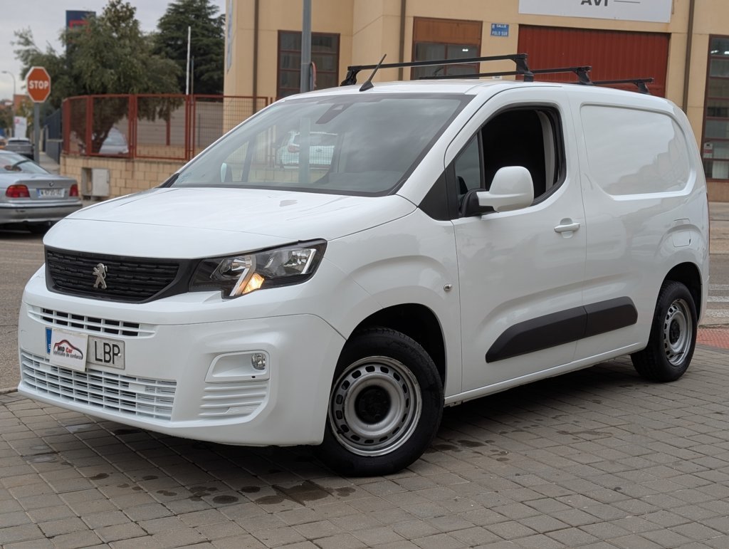 MIDCar coches ocasión Madrid Peugeot Partner Premium 1.6BlueHDI 100Cv 3 Plazas IVA y Garantía Incl