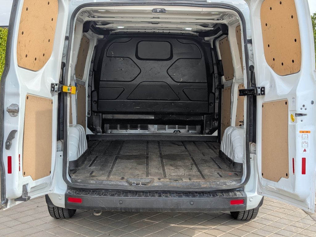 MIDCar coches ocasión Madrid Ford Transit Custom 2.0EcoBlue 130Cv 280 Etiqueta C IVA y Garantía Incl