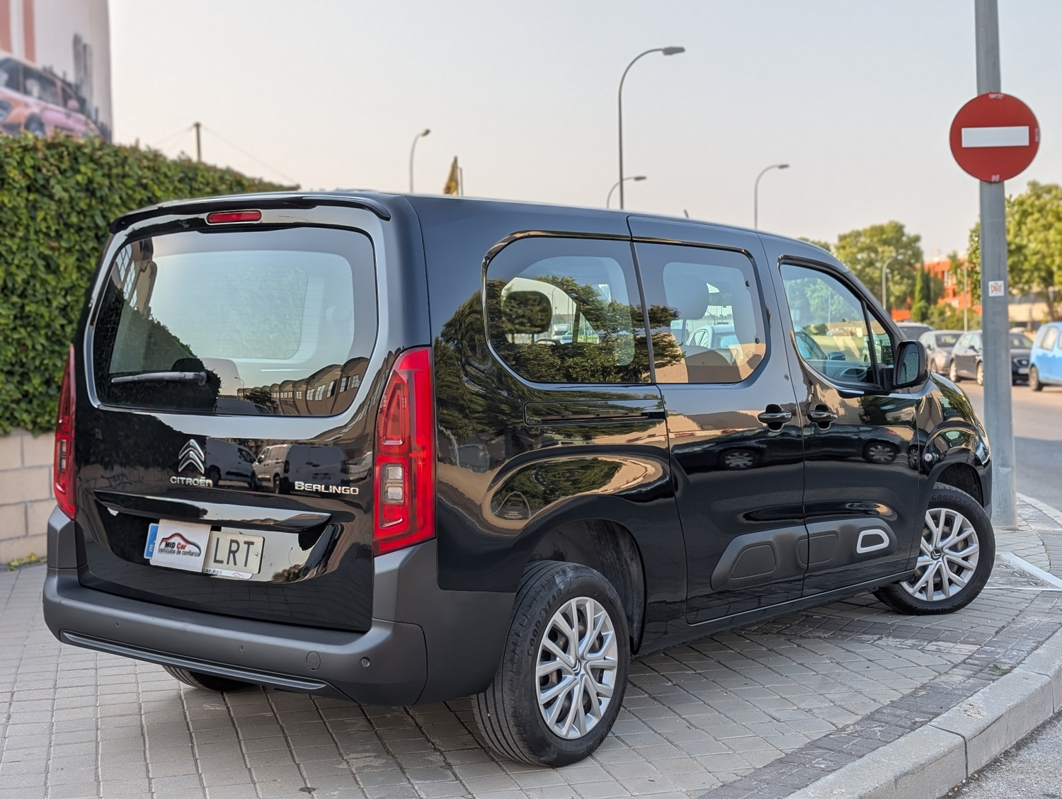 MIDCar coches ocasión Madrid Citroen Berlingo Talla XL 1.5 BlueHDi 130 S&S FEEL monovolumen IVA y Garantía Incl