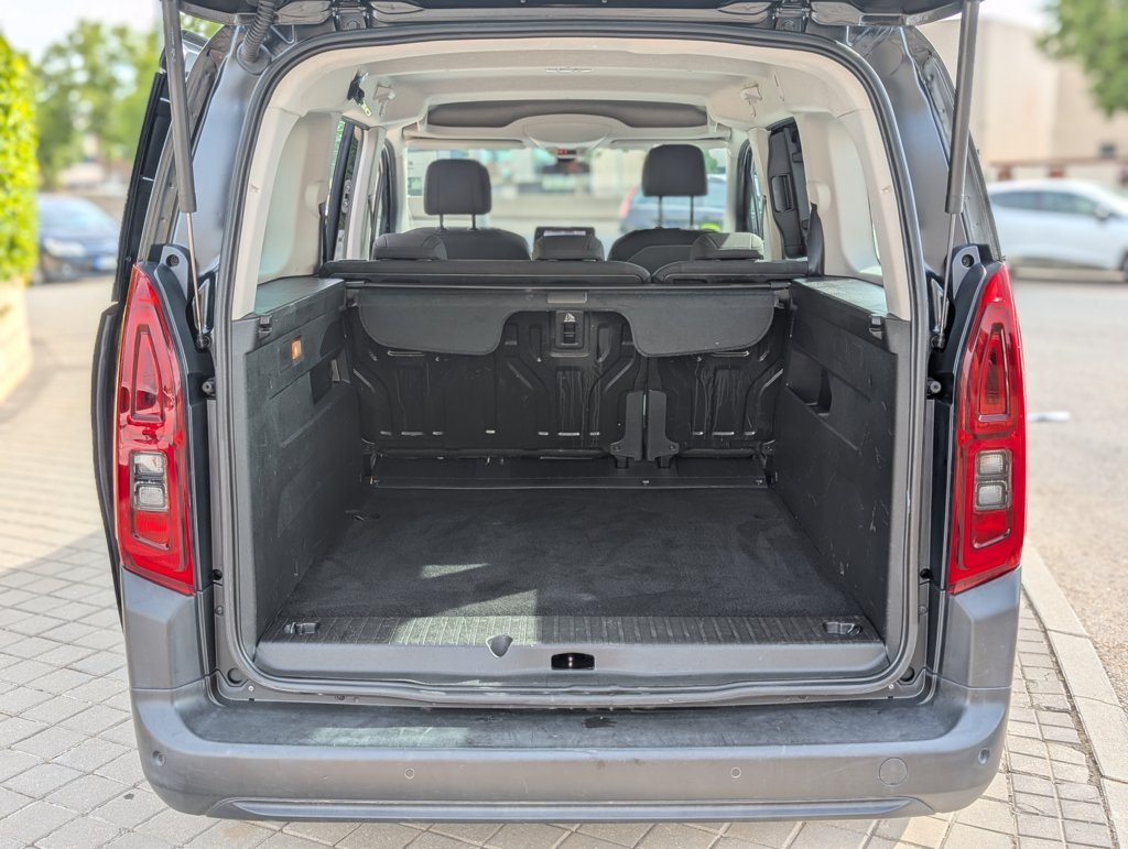 MIDCar coches ocasión Madrid Citroen Berlingo Talla XL 1.5 BlueHDi 130 S&S FEEL monovolumen IVA y Garantía Incl