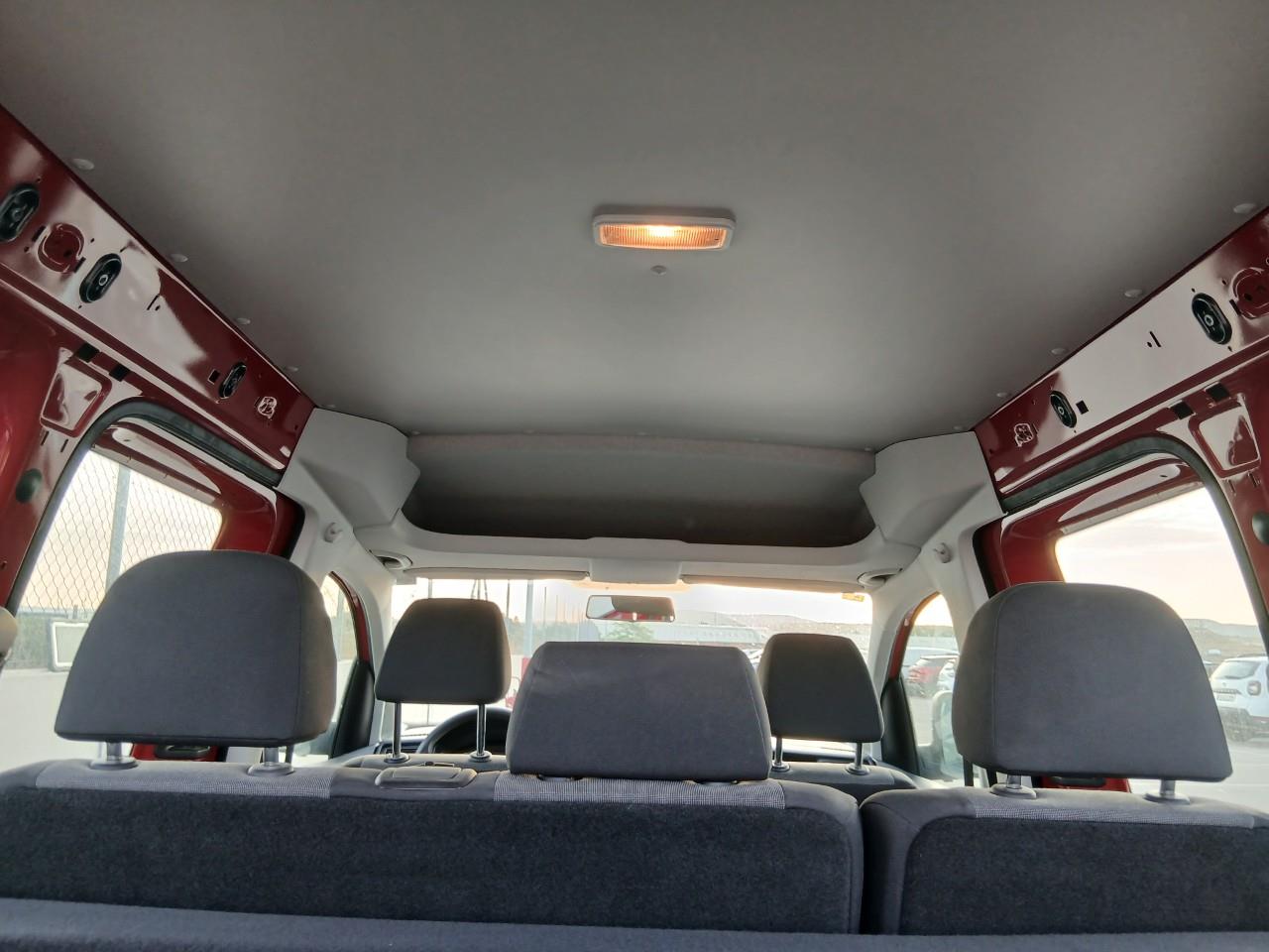 MIDCar coches ocasión Madrid Volkswagen Caddy Profesional Kombi 2.0Tdi  BMT 4 Puertas 100Cv