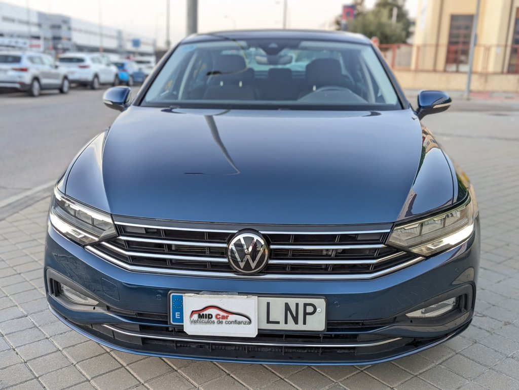 MIDCar coches ocasión Madrid Volkswagen Passat Executive 2.0Tdi 150Cv DSG Nacional Etiqueta C 1Dueño