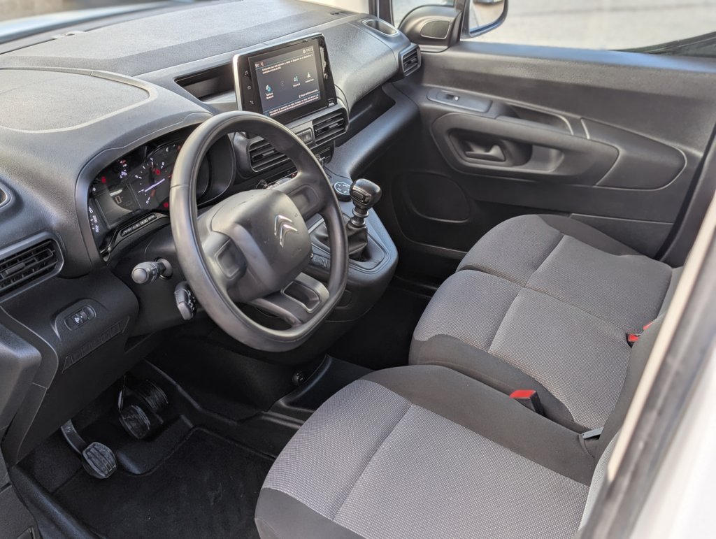 MIDCar coches ocasión Madrid Citroen Berlingo 1.5BlueHdi 102Cv 6 Velocidades Etiqueta C IVA y Garantía Incl Nacional Historial mantenimiento