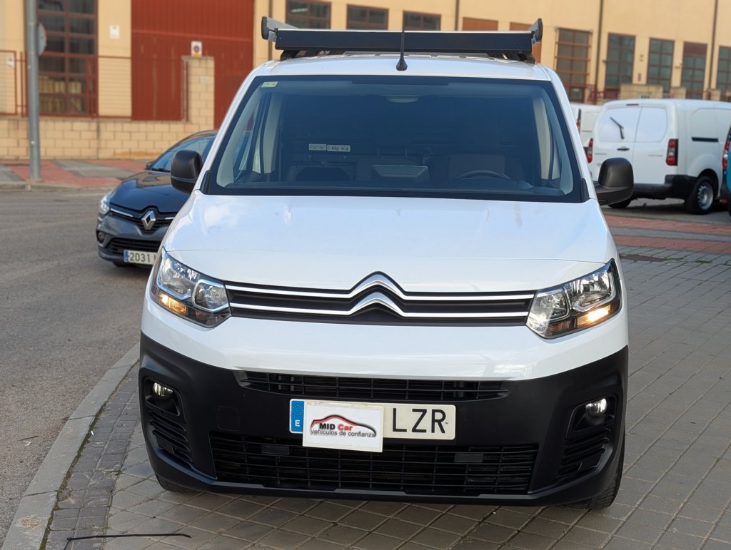 MIDCar coches ocasión Madrid Citroen Berlingo 1.5BlueHdi 102Cv 6 Velocidades Etiqueta C IVA y Garantía Incl Nacional Historial mantenimiento