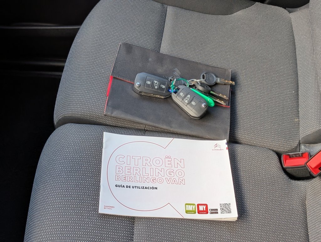 MIDCar coches ocasión Madrid Citroen Berlingo 1.5BlueHdi 102Cv 6 Velocidades Etiqueta C IVA y Garantía Incl Nacional Historial mantenimiento