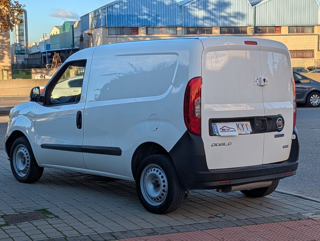 MIDCar coches ocasión Madrid Fiat Doblo Cargo 1.4 T-JET NAT. POWER CNG E6 Etiqueta ECO IVA y Garantía Incl