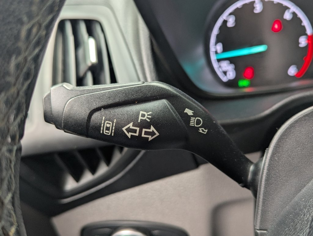 MIDCar coches ocasión Madrid Ford Grand Tourneo Connect 5 / 7 Plazas Turismo IVA y Garantía Incl Nacional Etiqueta C