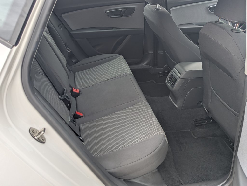 MIDCar coches ocasión Madrid Seat Leon 1.4 TGI GNC  Style 110Cv, 5 Puertas, Etiqueta medioambiental ECO