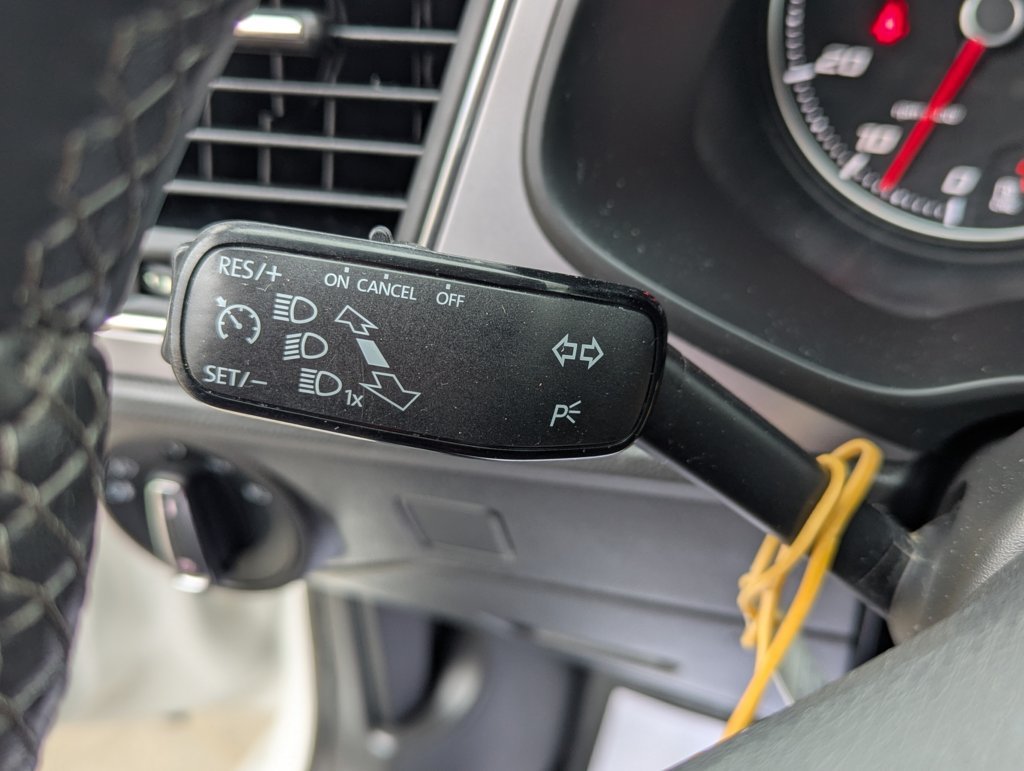 MIDCar coches ocasión Madrid Seat Leon 1.4 TGI GNC  Style 110Cv, 5 Puertas, Etiqueta medioambiental ECO